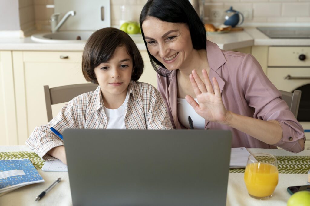 Cómo estudiar con un tutor digital a tu ritmo